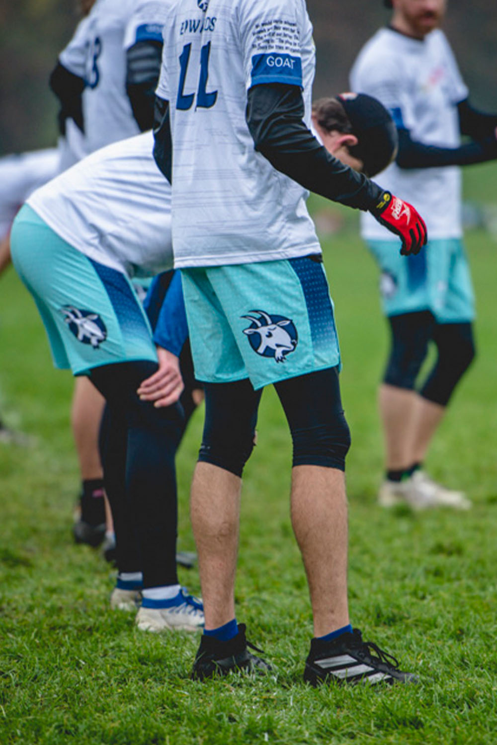 Shorty Shorts in action